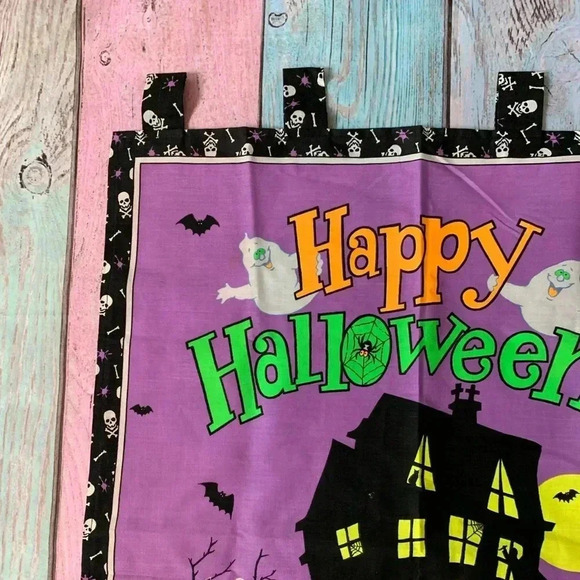 Vintage Halloween flag decor - Picture 5 of 8